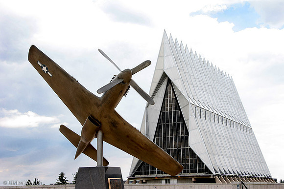 Sculpture outside of Airforce Academy Chapel, Colorado Springs, Colorado : IMG_0048_2
