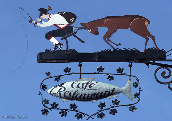 Artistic restaurant sign: GArDet2_8