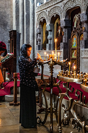 worship in Bodbe's St. Nino's Convent:  SC04350