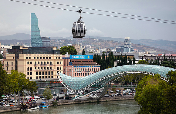 Tbilisi with Peace Bridge: DSC03577