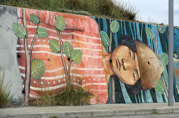 Mural along sea wall, Tierra del Fuego  : DSC08796