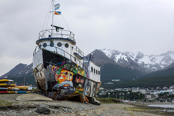 Ship with Graffity, Ushuaia  : DSC09987