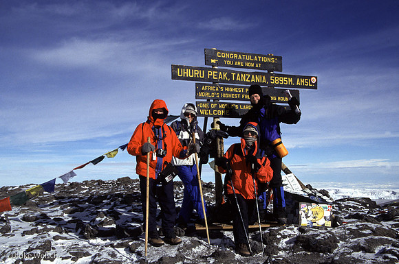Summit of Kilimanjaro: TzKiliTouGr2_5
