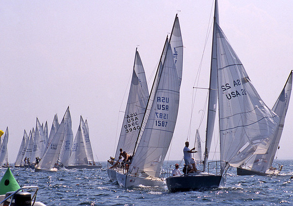 Raceweek off Marblehead : CNauRac23_9